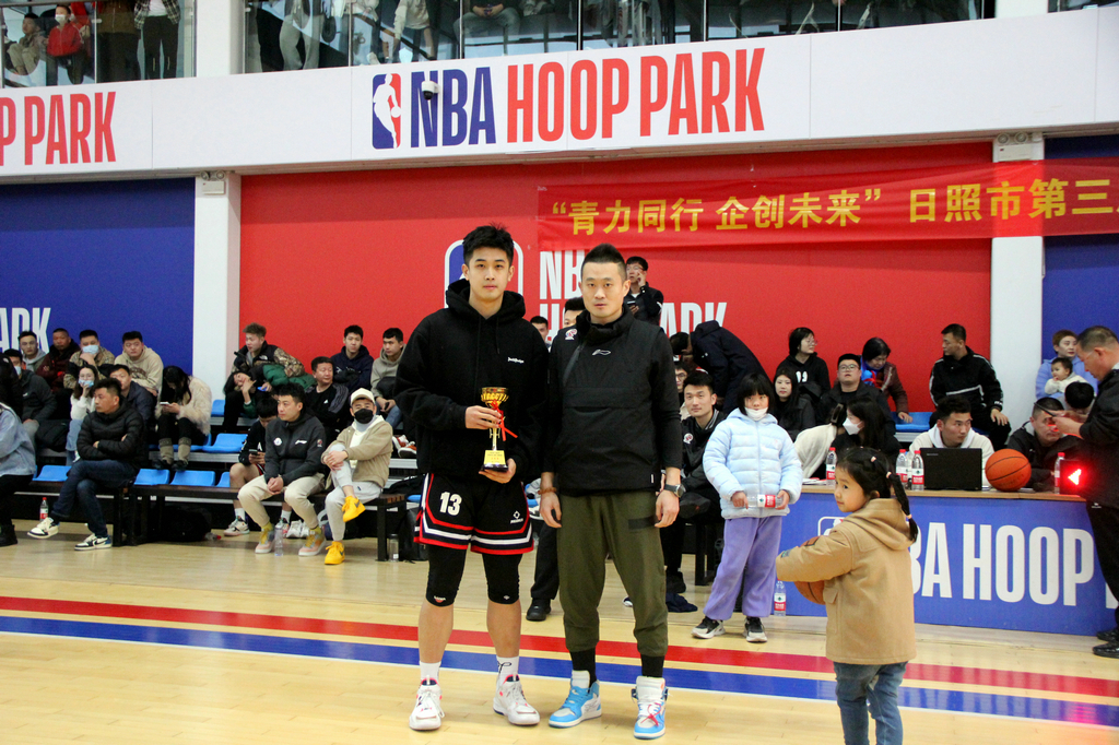 第三屆“潔晶杯”籃球邀請賽圓滿收官