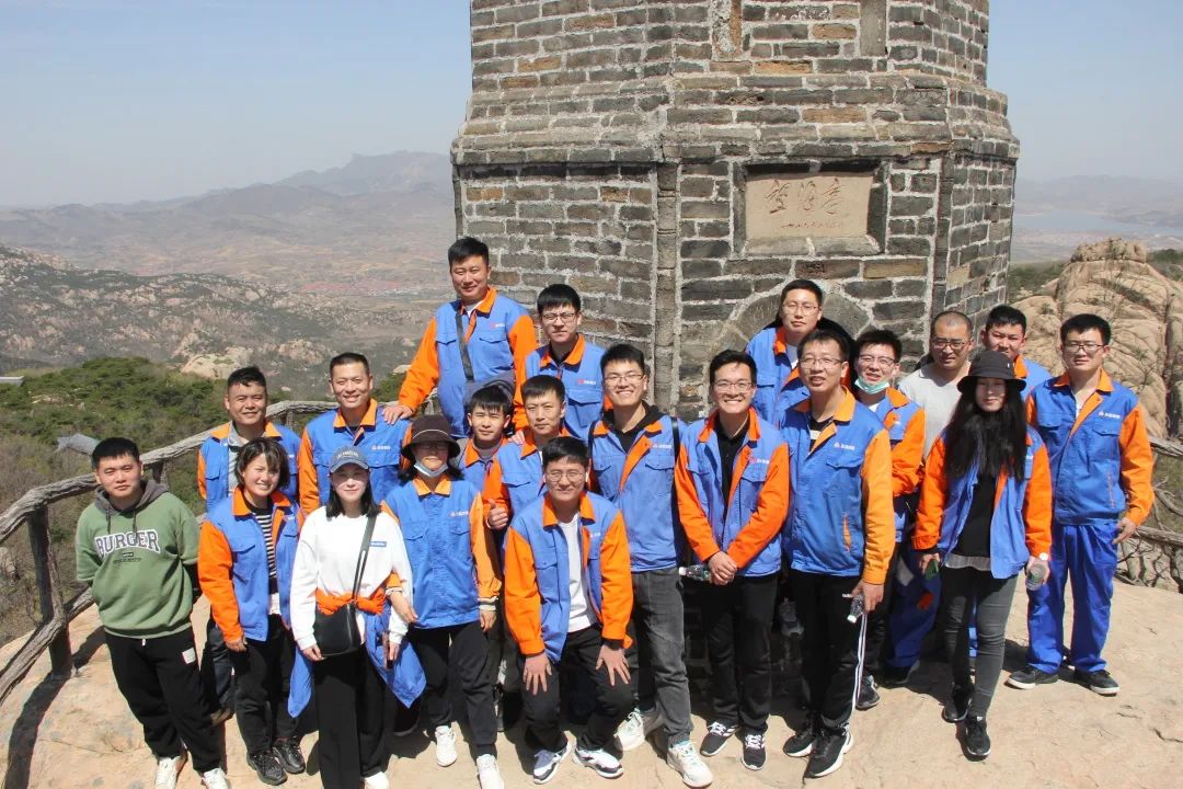 潔晶集團(tuán)組織“傳遞青春正能量,共筑潔晶百年夢(mèng)”青年團(tuán)建活動(dòng)